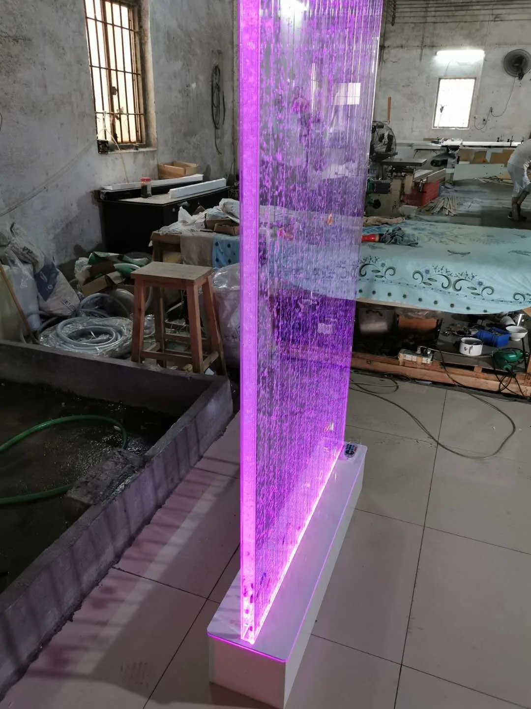 Acrylic Aquarium Screen — Bubble & Water Column — view 10